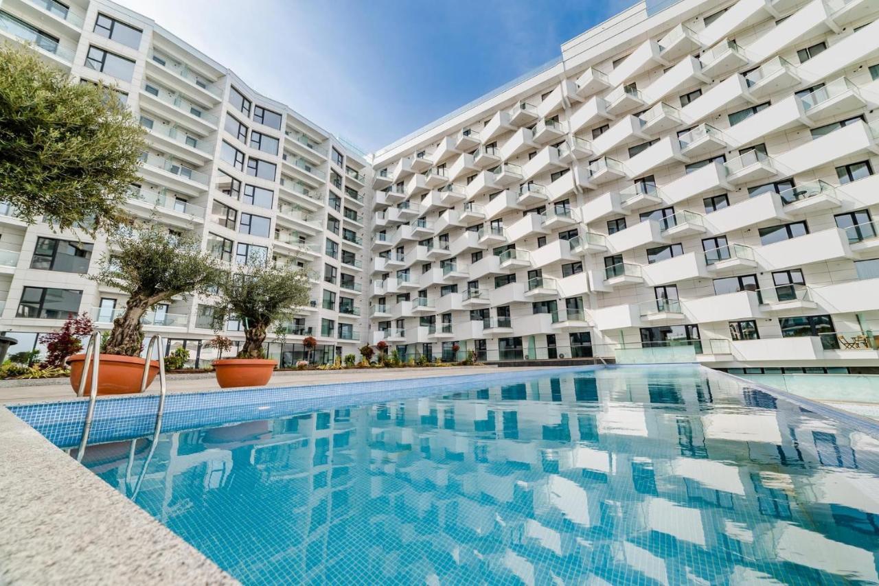 Alezzi Infinity Aparthotel & Spa Năvodari Екстериор снимка