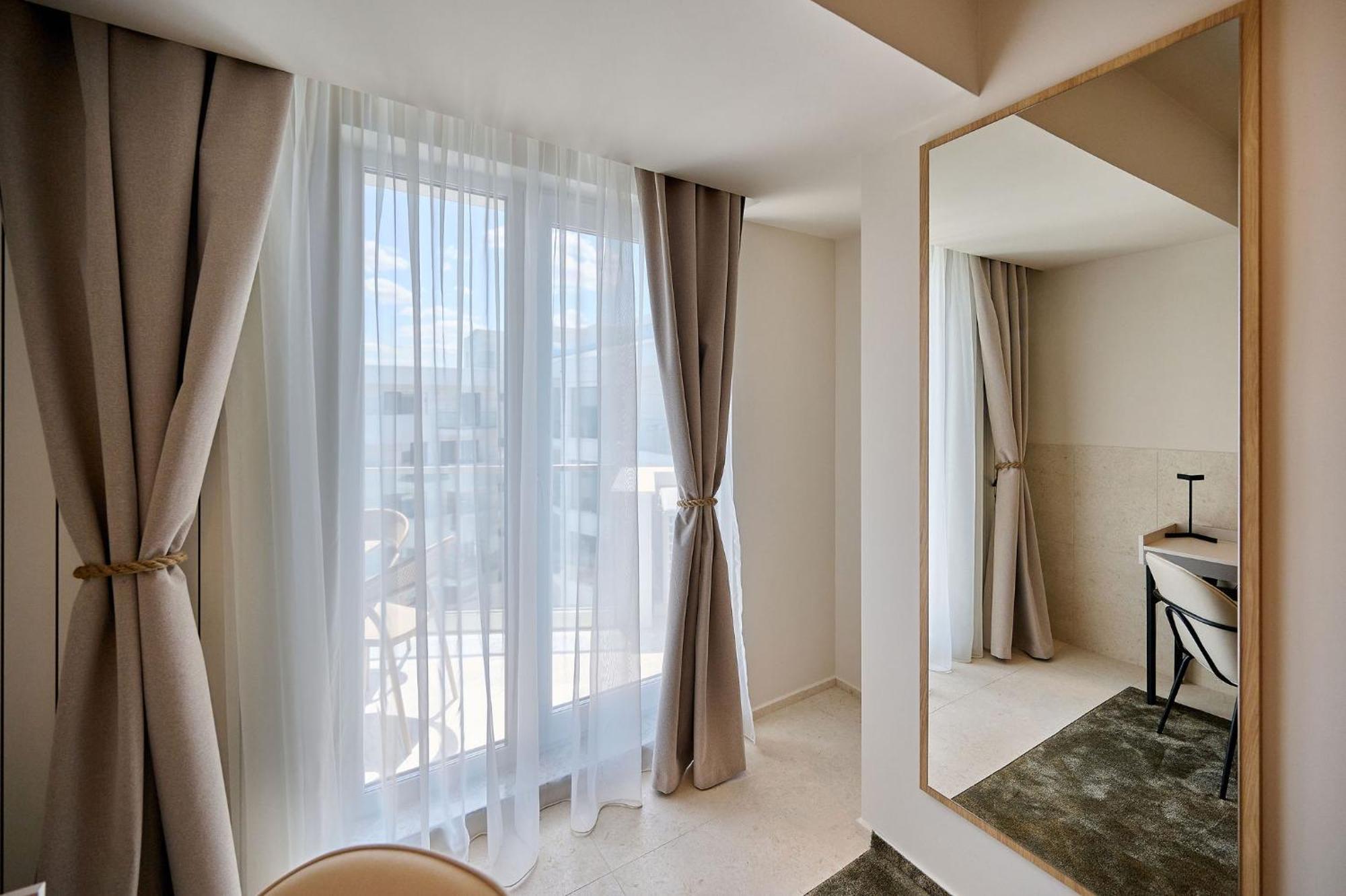 Alezzi Infinity Aparthotel & Spa Năvodari Екстериор снимка